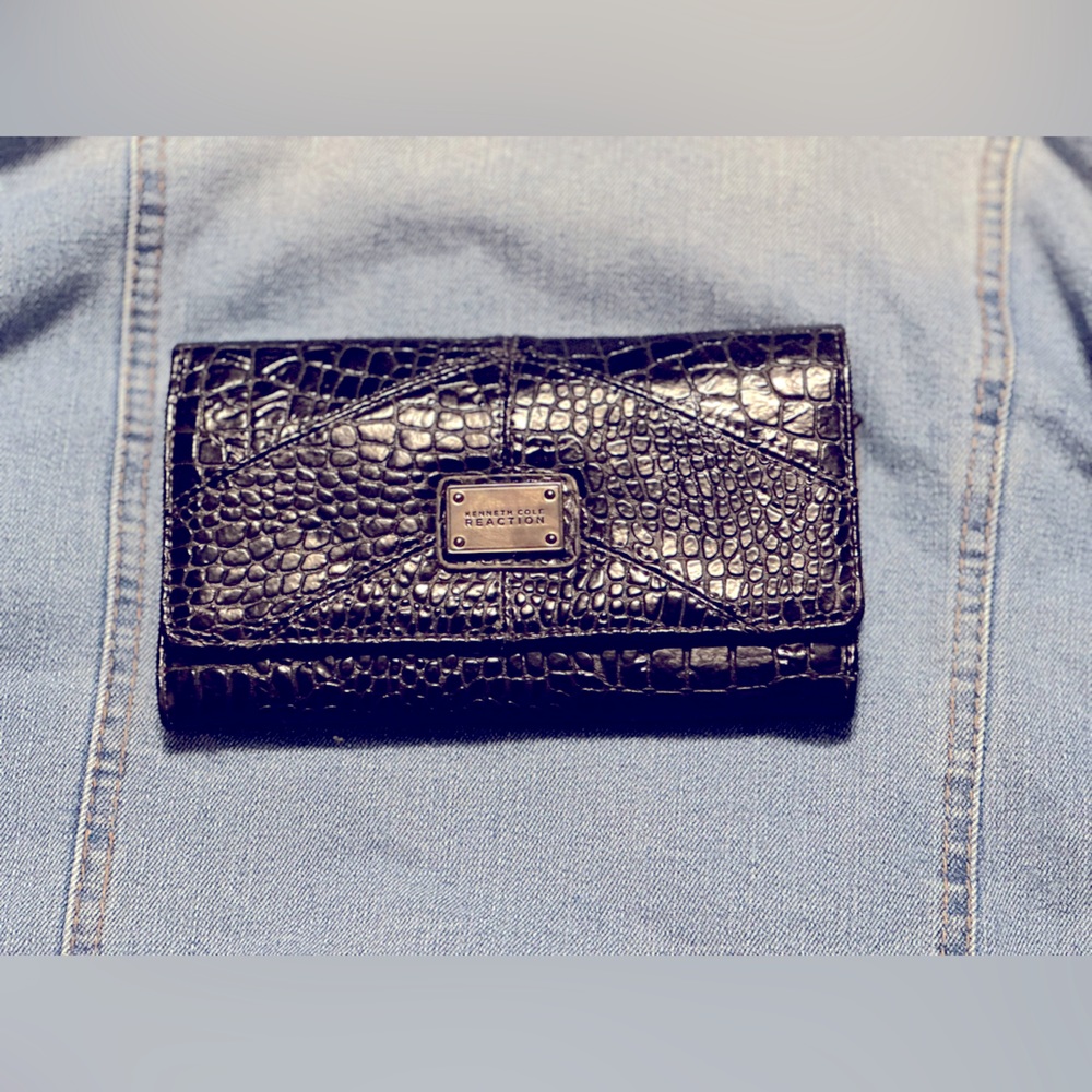Kenneth Cole wallet